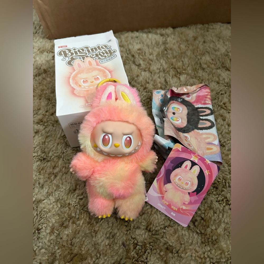 Pop Mart Big Into Energy The Monsters Labubu Pink Yellow Loyalty Authentic